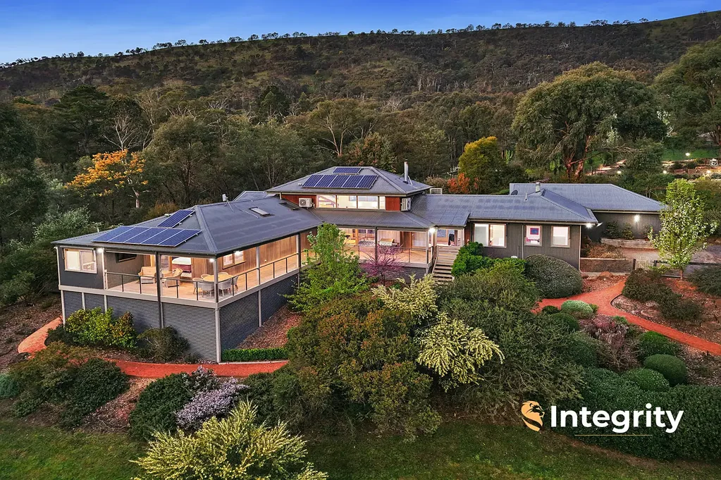 Flowerdale 6Kwarto TATHRA - COUNTRY RESORT STYLE RETREAT | 4 DWELLINGS | 30 ACRES