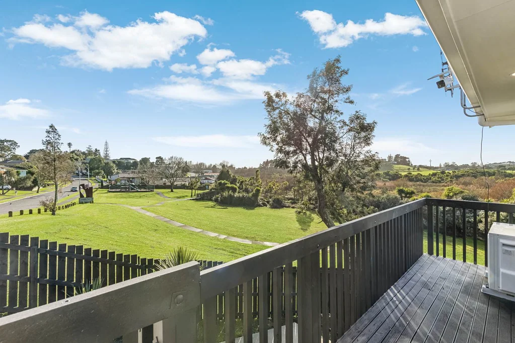 Papatoetoe 3Phòng ngủ Calling all First Home Buyers & Investors.