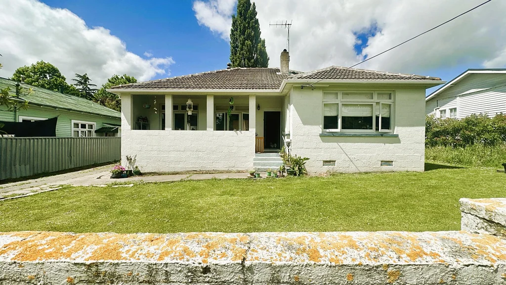Taihape and Surrounds 3房  Investor Alert, Tenanted & Healthy Homes Compliant