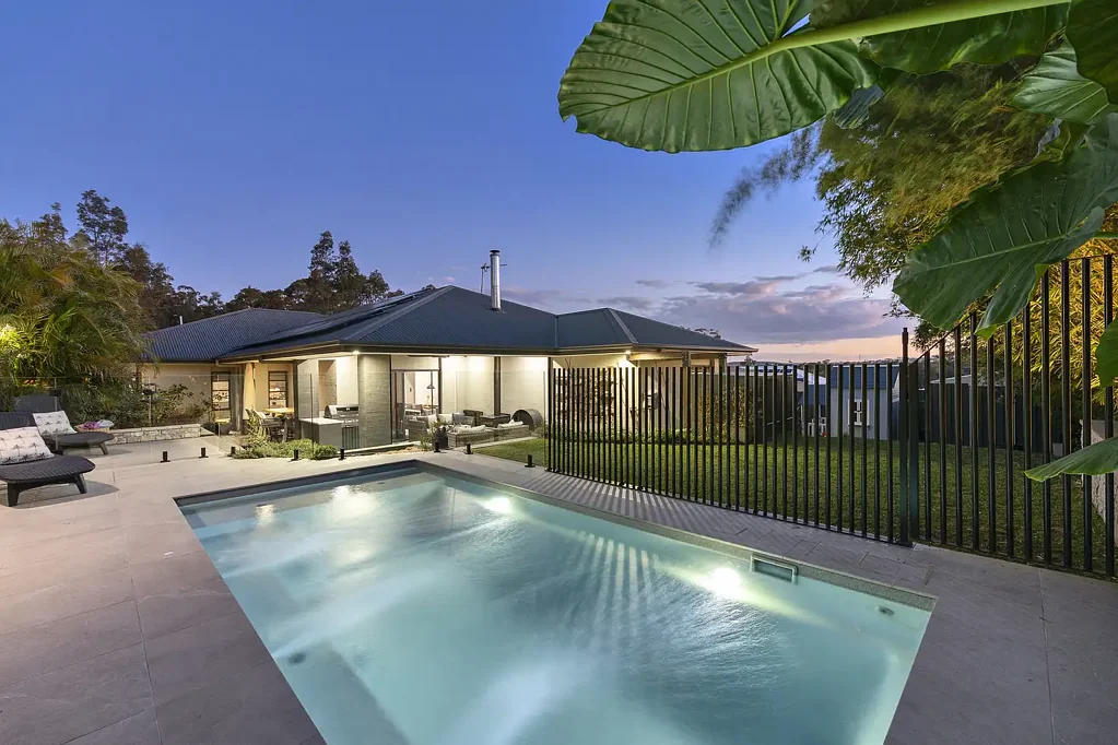 Cameron Park 4कमरा Designer Family Sanctuary with Outstanding Entertaining Credentials