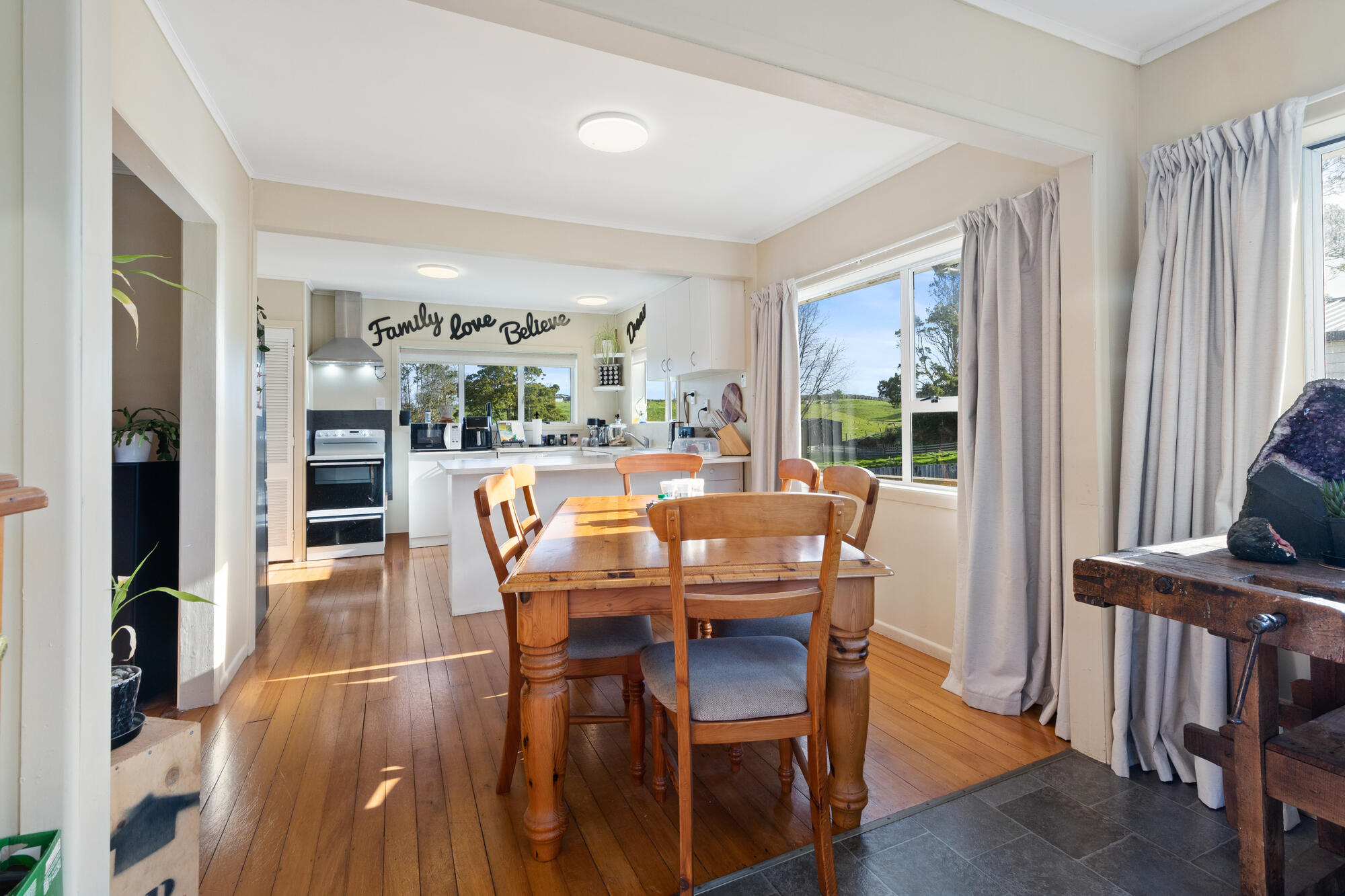 210 Morrison Road, Pukekawa, photo 12