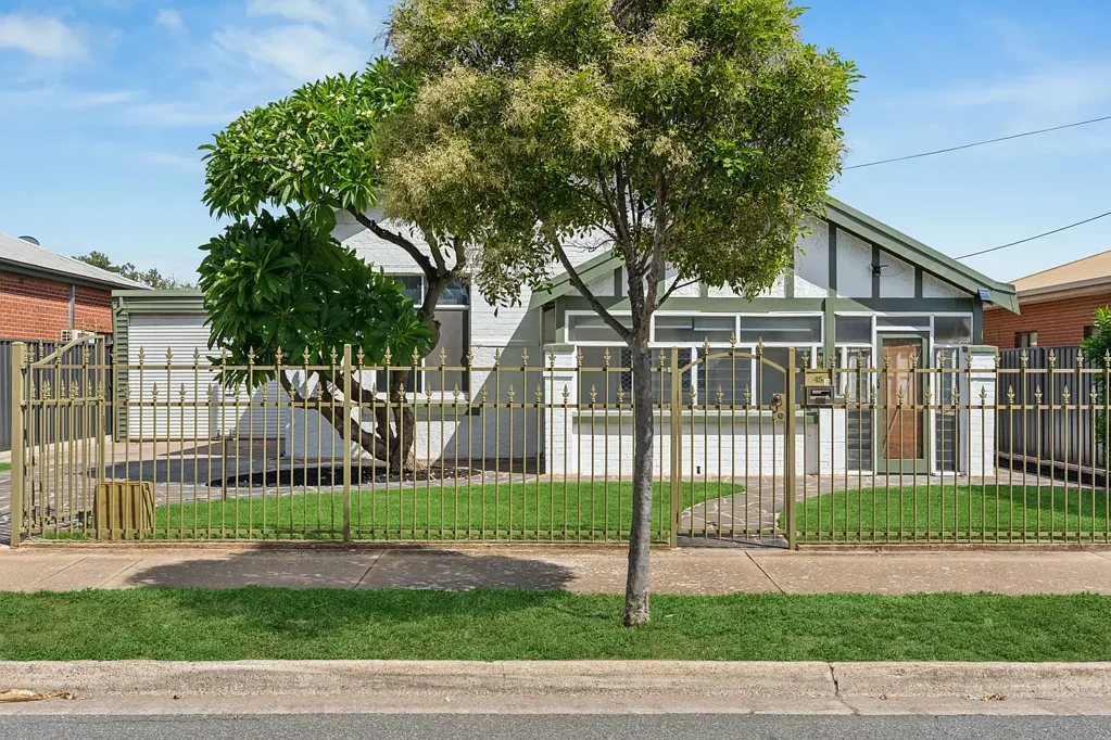 West Croydon 3房  Endless Potential for Renovators in Popular West Croydon