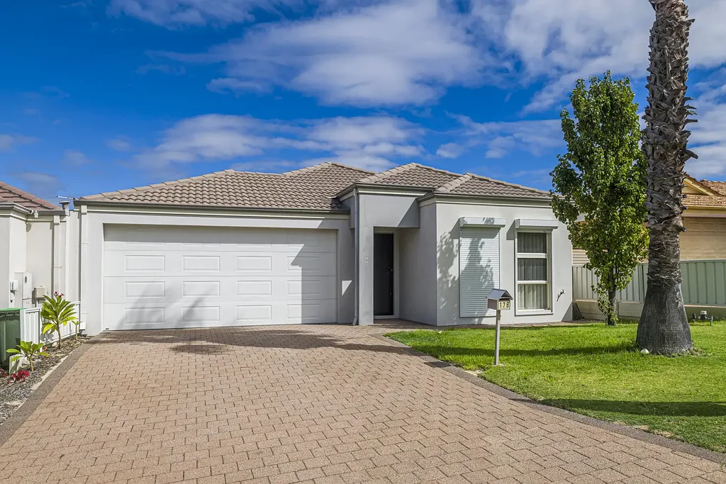 Stunning 4 x 2 in Ballajura!