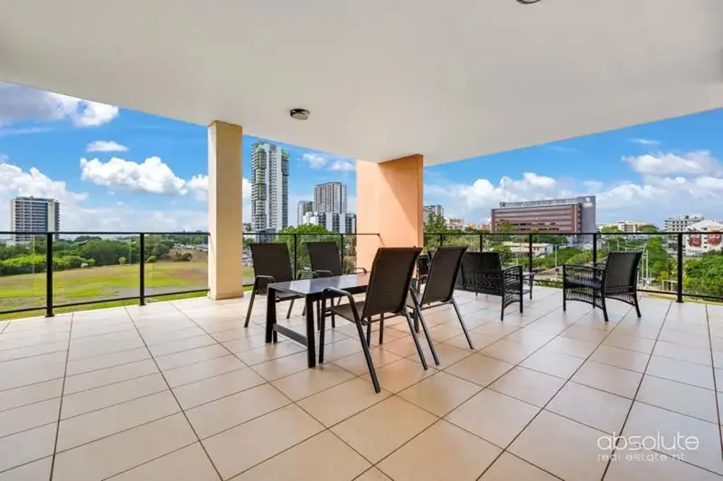 Darwin City 4Zimmer Rare 4 Bedroom + Study CBD Apartment with Panoramic Views
