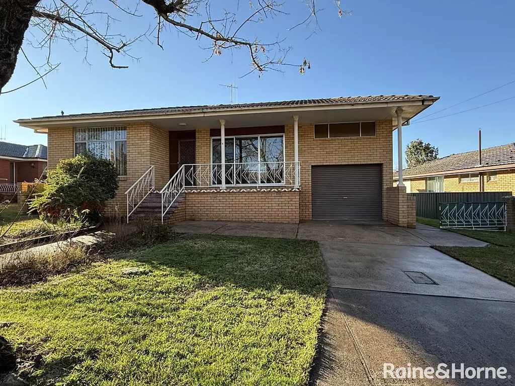 Orange 3બેડરૂમ In a Central & Quiet Cul-De-Sac - It's Spacious with a Sunny North Aspect