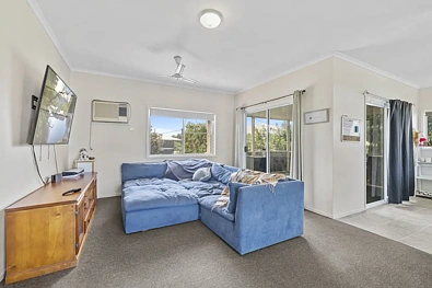 2 Eric Court, Emerald, QLD 4720, 3 રૂમ, 1 બાથરૂમ, House