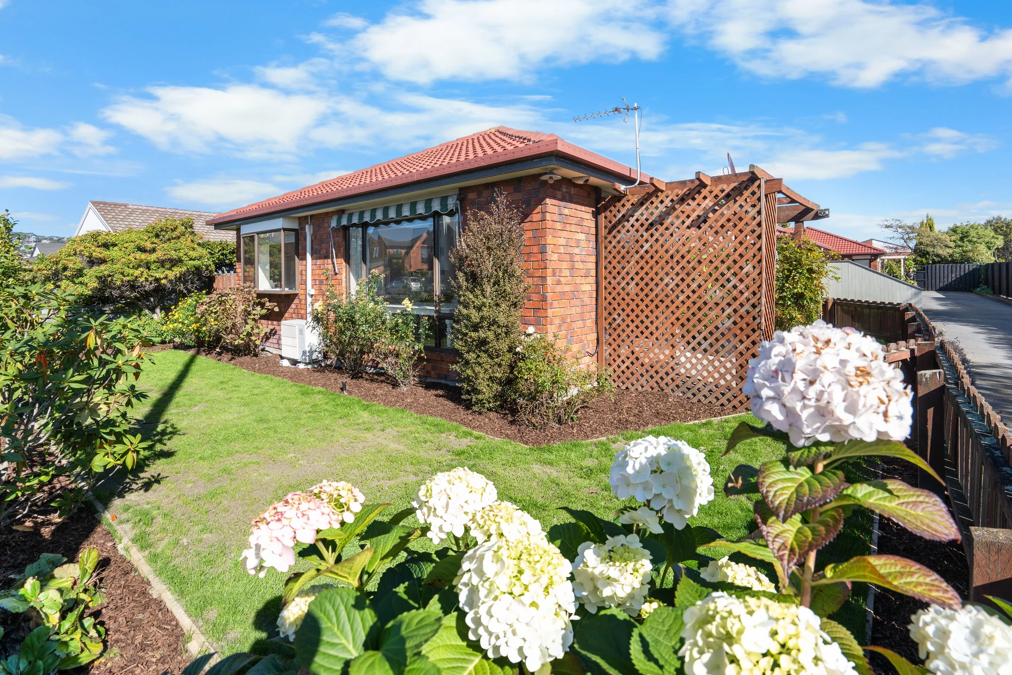 Sydenham 2部屋 Low-Maintenance Living with Lasting Appeal