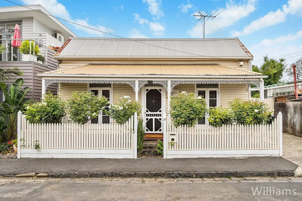 Charming Home in the Heart of Williamstown