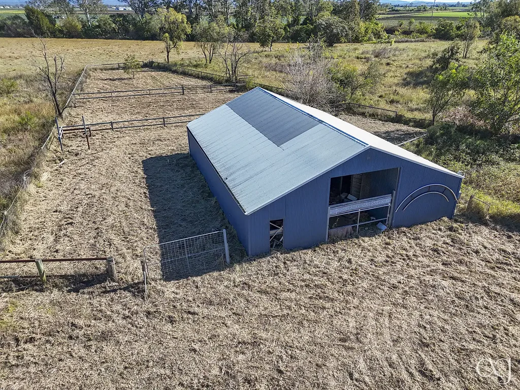Glenore Grove  3234m² rural parcel with large shed – agricultural opportunity