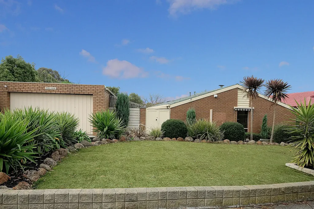 Spacious Family Living in the Heart of Haverbrack Estate