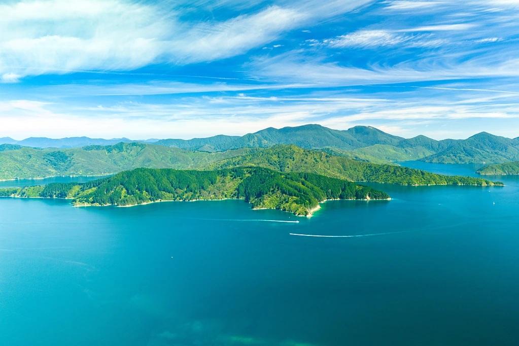 Queen Charlotte Sound Bring us an offer on this iconic peninsula