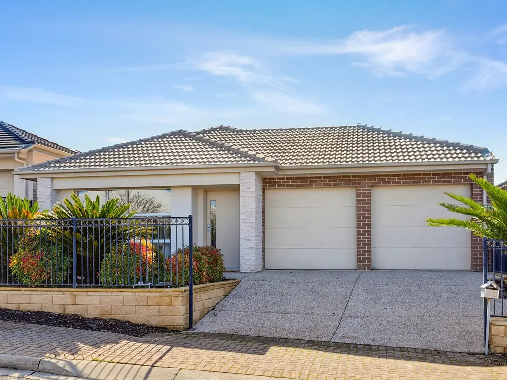 Seaford Meadows 3બેડરૂમ Finally... a place to call your own!
