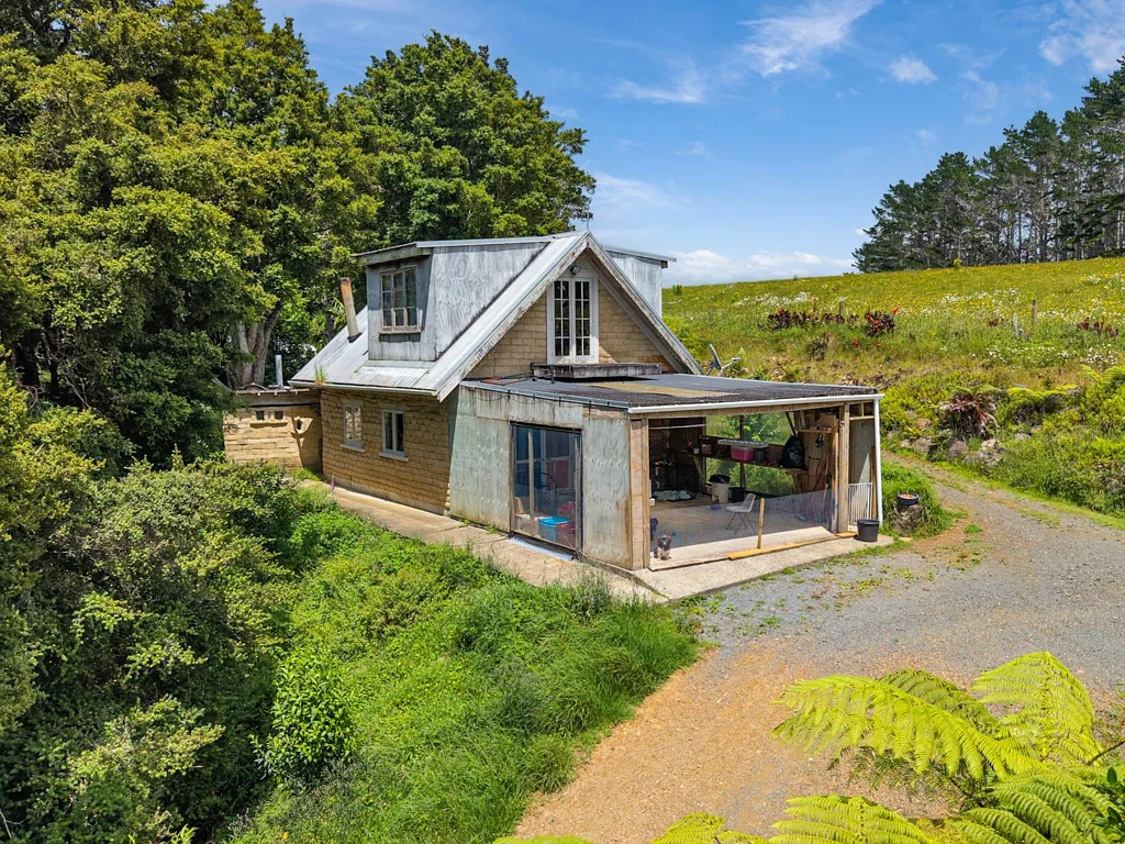 Whakapara 2房  Affordable Seclusion - Your Private Retreat!