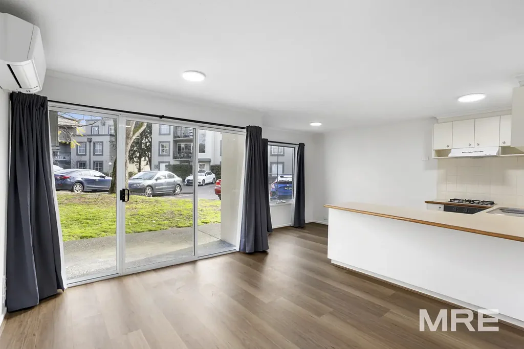Spacious ground floor living with leafy outlook in prime location