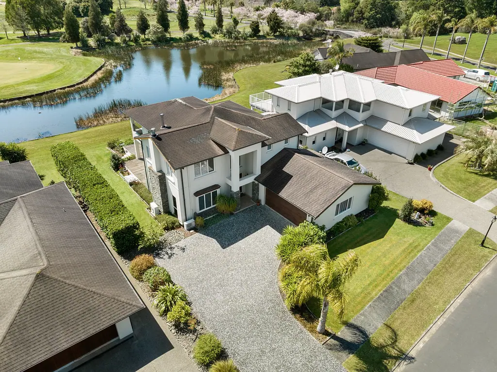 Pauanui 5房  HUGE House! HUGE Value!