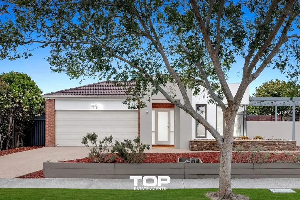 3 Kindred Avenue, Cranbourne North, VIC 3977