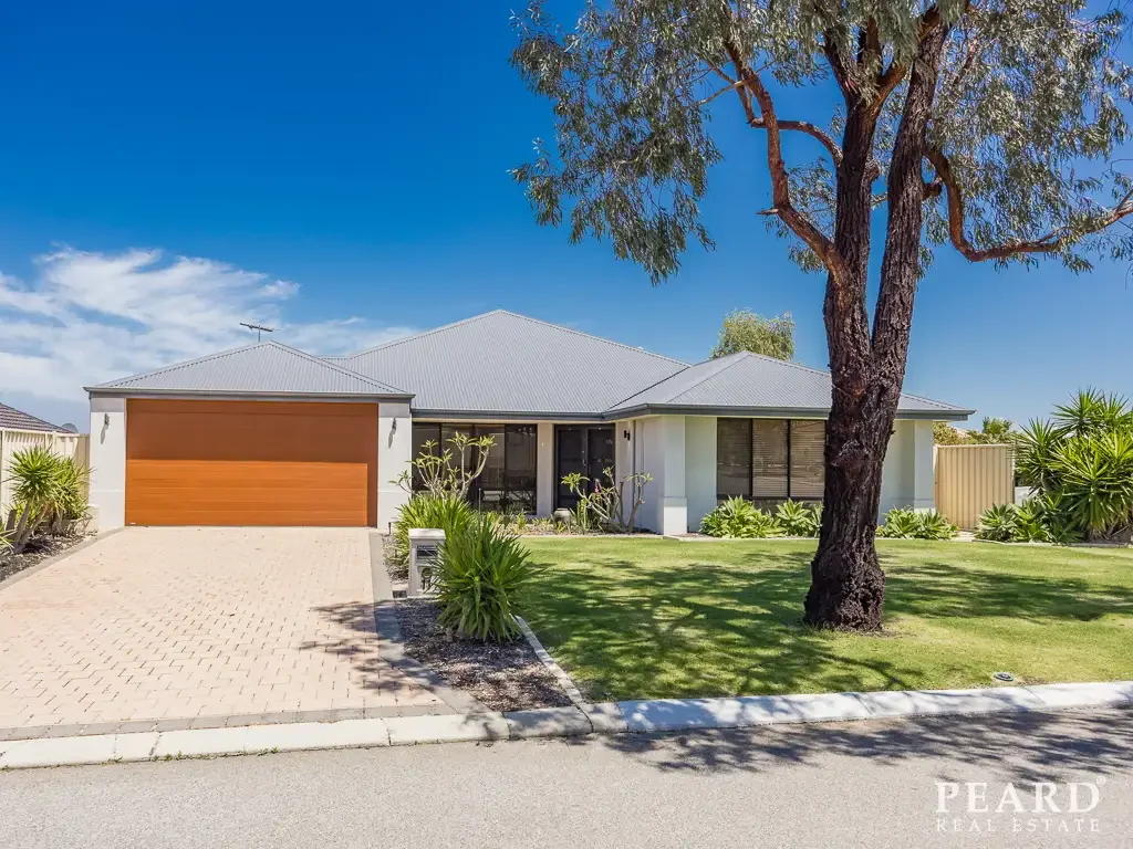 11 Carothers Meander, Tapping, WA 6065