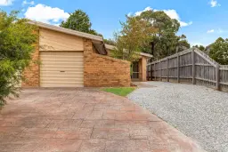 2B Menzies Drive, Sunbury