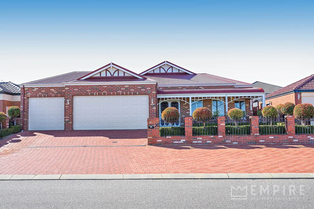 51 Coogee Road, Lake Coogee, WA 6166