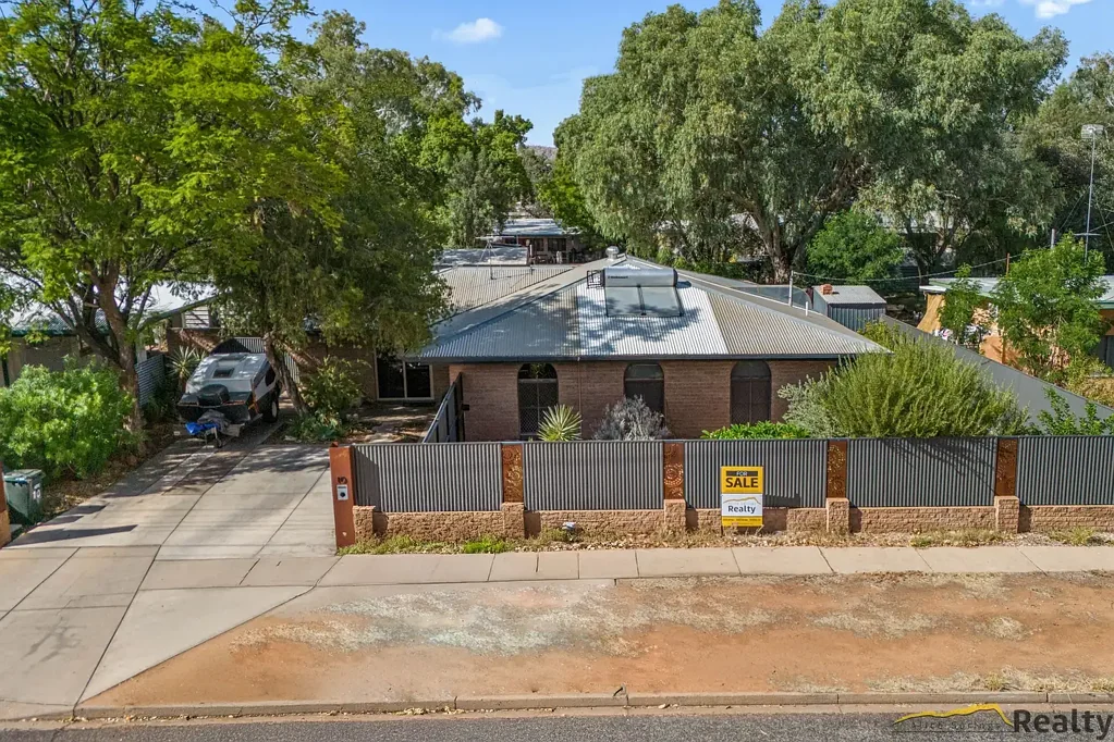 10 Knuckey Avenue, Braitling, NT 870