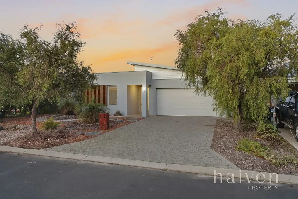 Vasse 3Moenga Striking Vasse Living