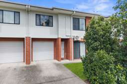 2/35 Chrome Drive, Pimpama