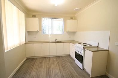 2/242 March Street, Orange, NSW 2800, 3 slaapkamers, 1 badkamers, House