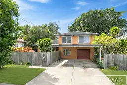 32 Percy Street, Redcliffe