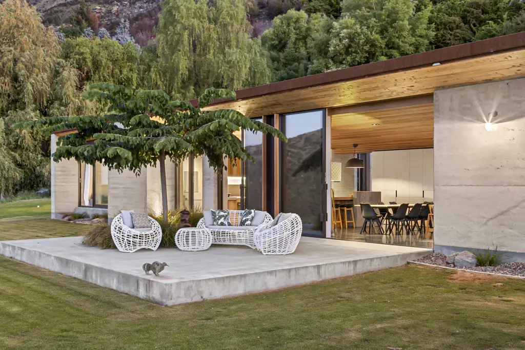 Wanaka 4Moenga Two Willows