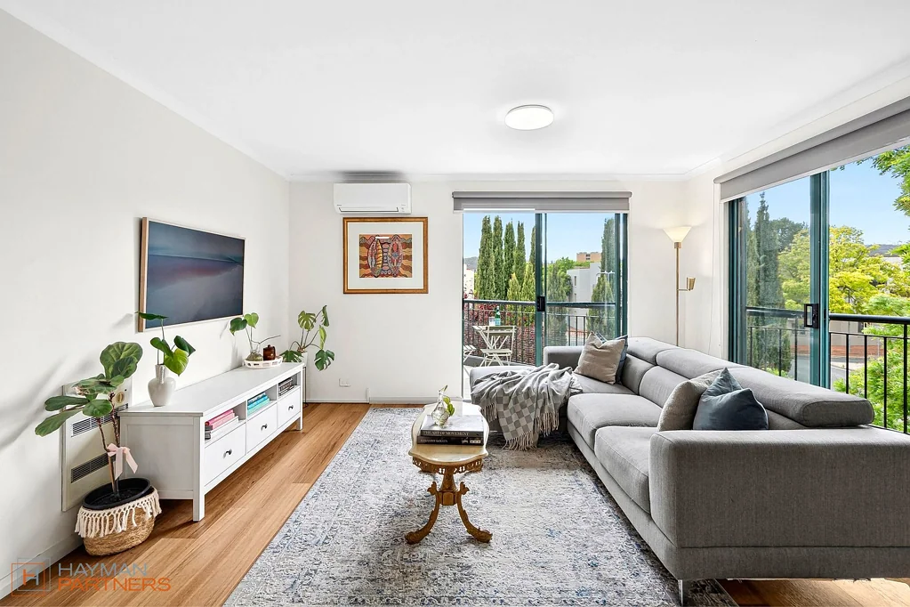 10/143 Port Jackson Circuit, Phillip, ACT 2606