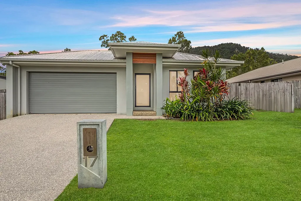 Cannonvale 4房  Central Family Living
