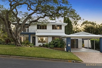 Fig Tree Pocket 4ਬੈੱਡਰੂਮ Exceptional Family Living in Prestigious Fig Tree Pocket
