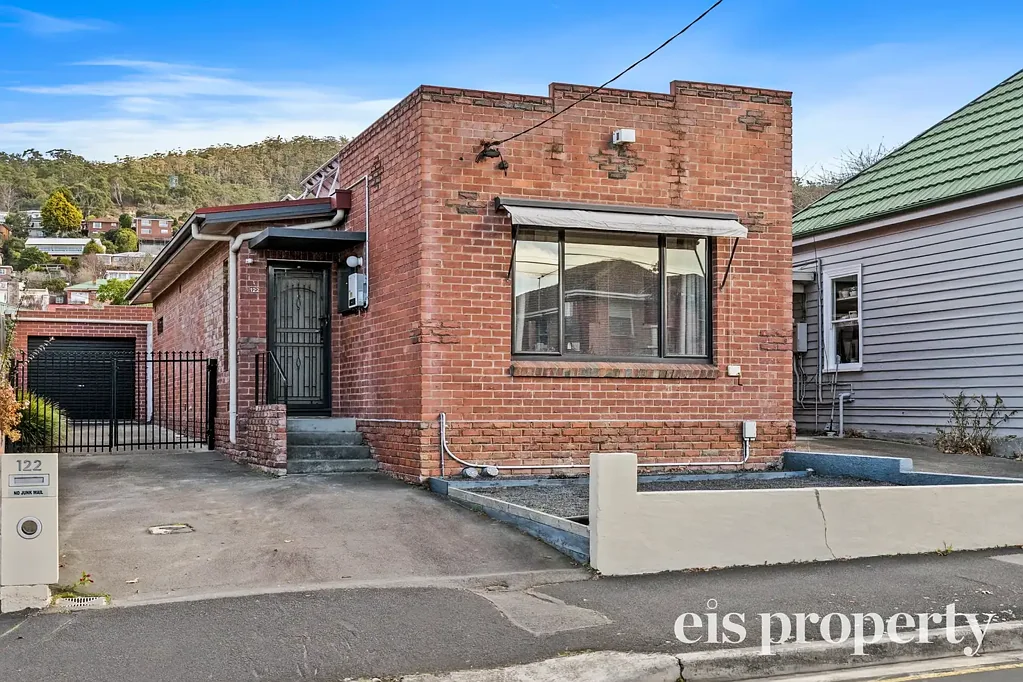 West Hobart 2 Bedroom Boutique Living with a West Hobart Edge