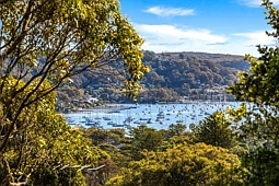 1E Bungan Head Road, Newport