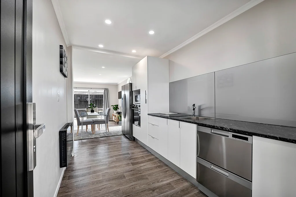 1/220 Coronation Avenue, Welbourn, New Plymouth, Taranaki