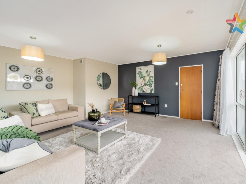 1 Clematis Grove, Maungaraki, Lower Hutt, 5 Kuwarto, 3 Banyo