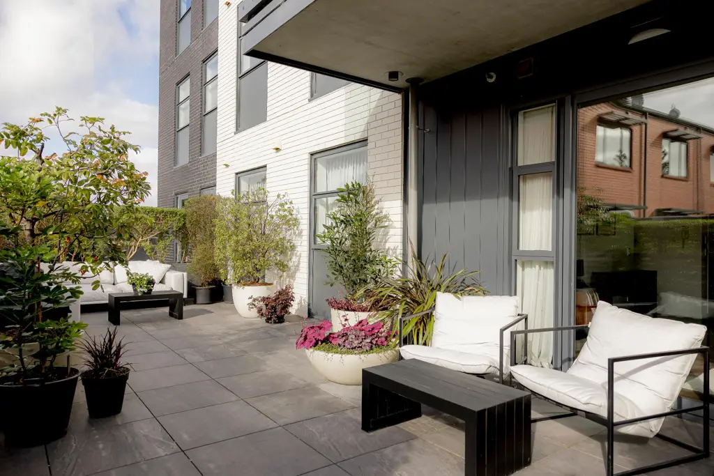 Hobsonville 2房  Exclusive Ground Floor Living