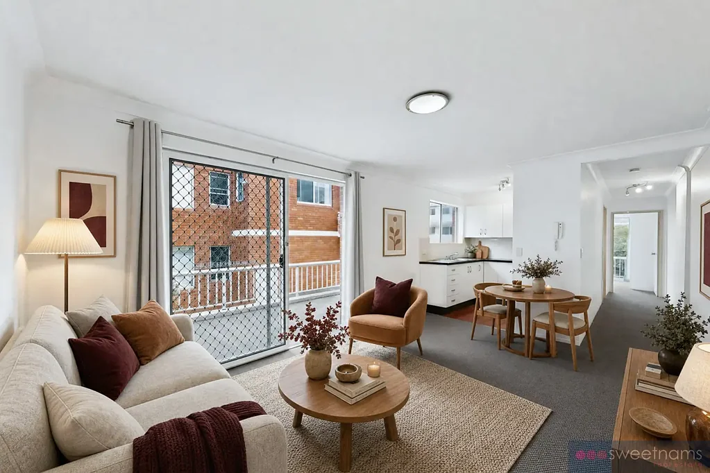 Beachside Location - Renovated 1 Bedder