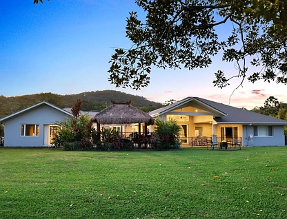 421 Tallebudgera Creek Road, Tallebudgera Valley, Gold Coast, 4部屋, 3バスルーム, House