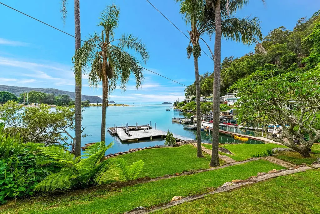 33 Patonga Creek, Patonga, NSW 2256