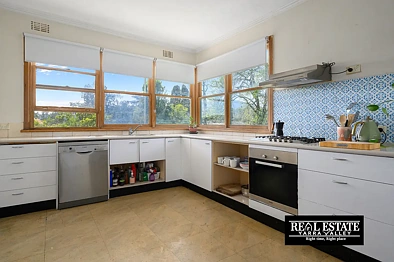 30 Thomas Road, Healesville, VIC 3777, 3 slaapkamers, 1 badkamers, House