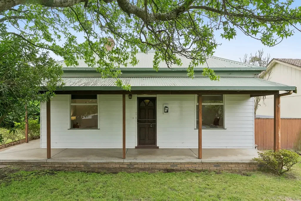 37 Sinclair Street, Colac, VIC 3250