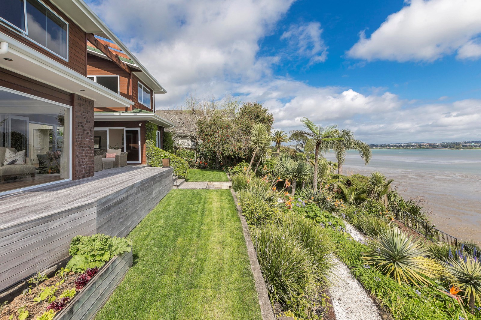 16 Lilford Place, Half Moon Bay, Auckland - Manukau, 4 Bedrooms, 0 Bathrooms