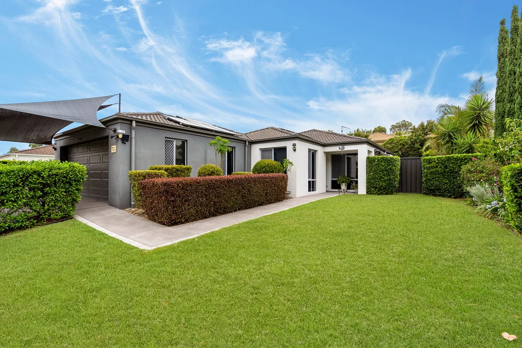 53 Charlton Crescent, Ormeau, QLD 4208