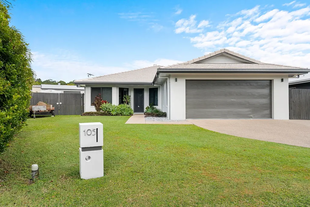 Rural View 4 Bedroom Entertainers Dream with Terrific Shed