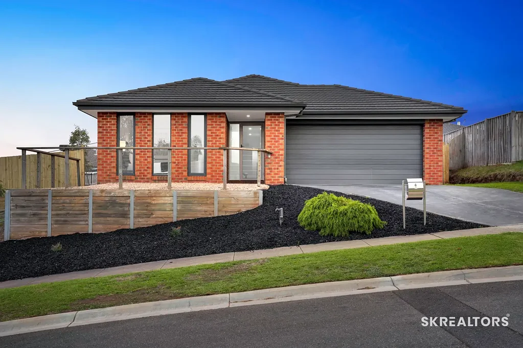 Wallan 4 Bedroom Fully Renovated Family Gem with Breathtaking Front Views
