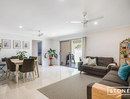 1/8 Sheehan Street, Kallangur, Moreton Bay Region, 3 ห้องนอน, 2 ห้องน้ำ, Apartment