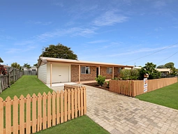 92 Limpus Street, Urangan