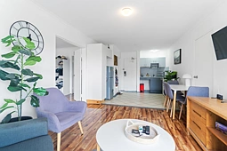 113/166-168 Lake Street, Cairns North