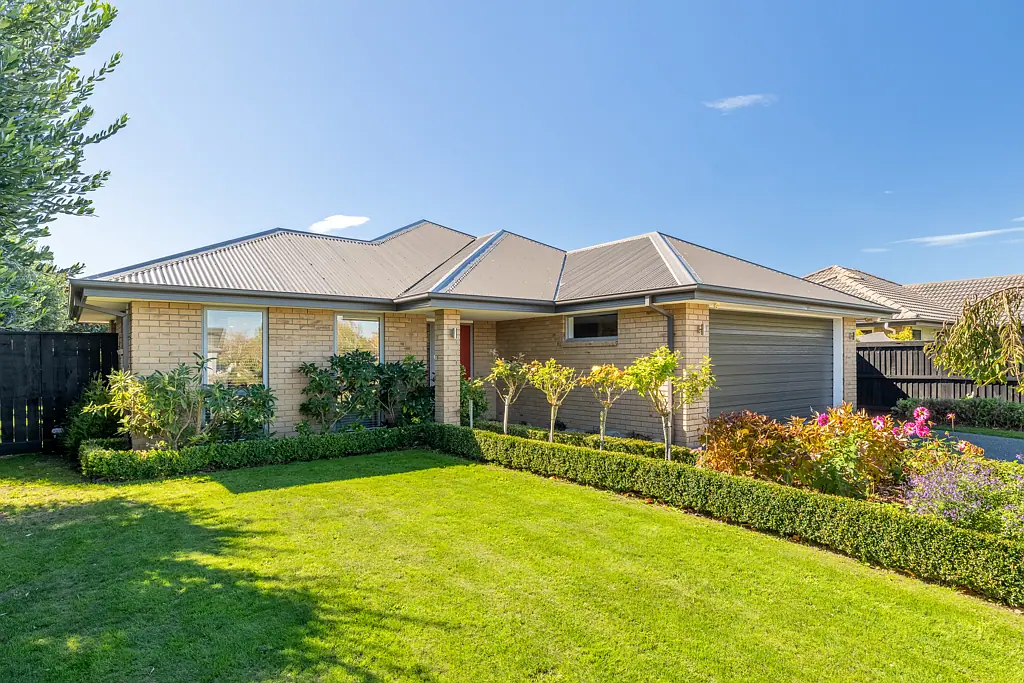 11 Ferdinand Terrace, Yaldhurst, Canterbury